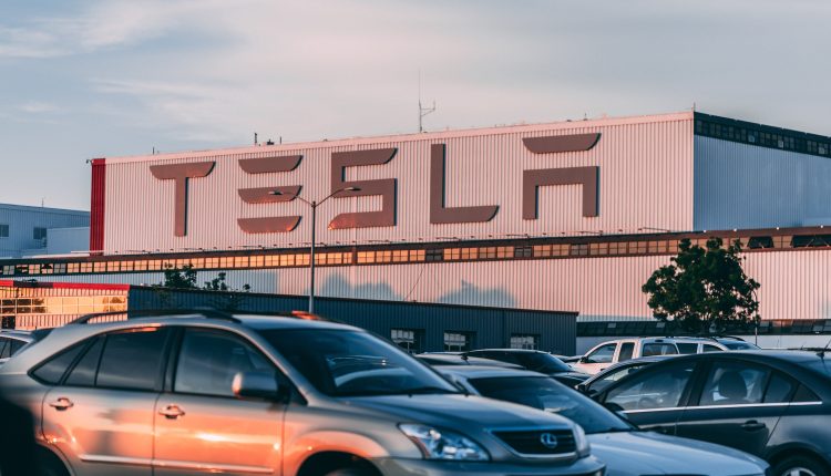 Tesla Model Y Towing Incident Sparks Debate on Vehicle Modification and Autonomous Vehicle Regulation in Texas