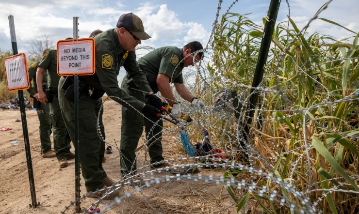 Texas vs. Biden - Supreme Court Battles Over Border Barriers and the State's Stance