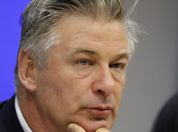 Grand jury indicts Alec Baldwin in fatal shooting of cinematographer on movie set | 3 Things to know