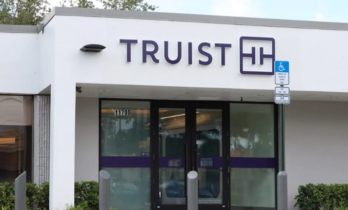 Truist Bank Navigates Digital Shift by Closing of Eight Georgia Branches Announced